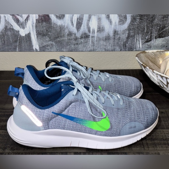 Mens Nike Flex Experience 12 Running Shoe SZ 10W - Picture 9 of 10